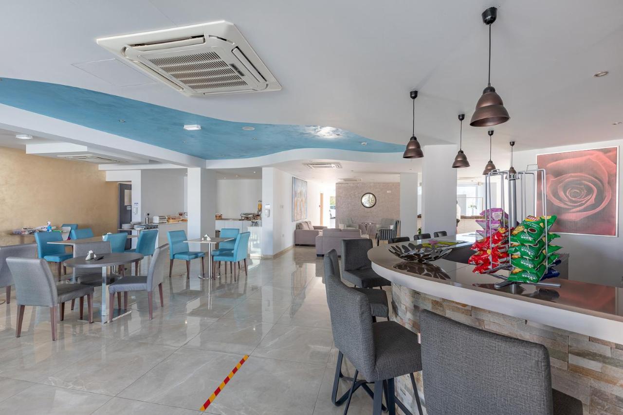 Bellini Hotel Aya Napa Dış mekan fotoğraf